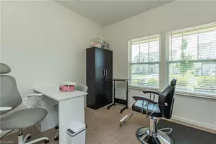 4044 Monteray Cir, High Point, NC 27265 - Photo 6