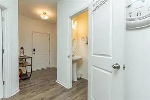4044 Monteray Cir, High Point, NC 27265 - Photo 4