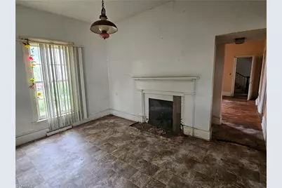 223 Lawsonville Avenue, Reidsville, NC 27320 - Photo 12