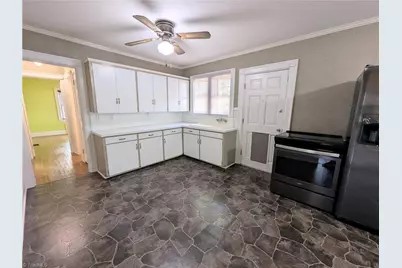 108 Ford Street, Thomasville, NC 27360 - Photo 10