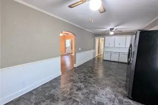 108 Ford St, Thomasville, NC 27360 - Photo 12