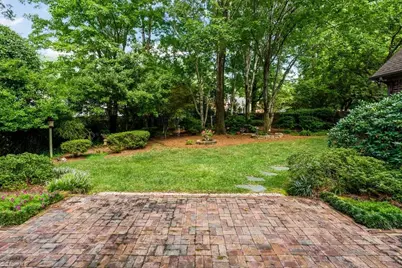 1305 Swanner Court, High Point, NC 27262 - Photo 36