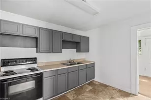 570 Mission Rd, Winston-Salem, NC 27103 - Photo 8