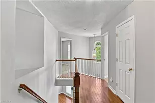 4106 Clovelly Dr, Greensboro, NC 27406 - Photo 28
