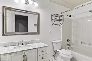 4106 Clovelly Dr, Greensboro, NC 27406 - Photo 24