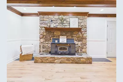 3750 11th Street NE, Hickory, NC 28601 - Photo 20