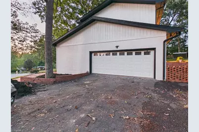 3750 11th Street NE, Hickory, NC 28601 - Photo 32