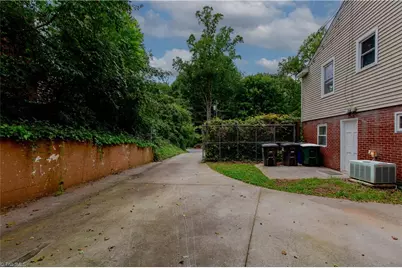 1511 Sharon Road, Winston-Salem, NC 27103 - Photo 28