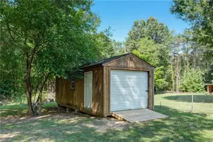 801 Grand Oaks Dr, Eden, NC 27288 - Photo 30