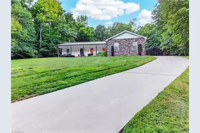 860 Black Lake Road, Thomasville, NC 27360 - Photo 6