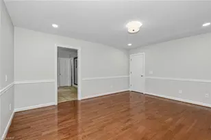 4301 Windlestraw Ln, Greensboro, NC 27410 - Photo 16