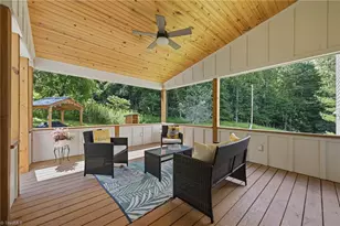 163 Walnut Dr, Jefferson, NC 28640 - Photo 20