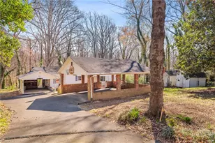 3825 Old Hollow Rd, Kernersville, NC 27284 - Photo 1