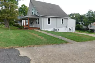 1054 N Bridge St, Elkin, NC 28621 - Photo 24