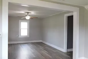 1054 N Bridge St, Elkin, NC 28621 - Photo 6