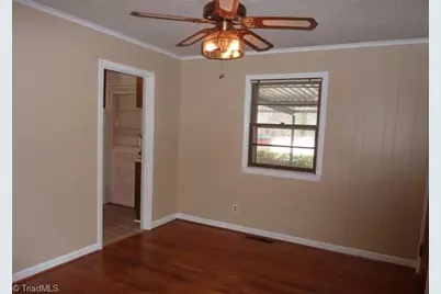 915 Stephens Street, Greensboro, NC 27406 - Photo 6