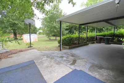 915 Stephens Street, Greensboro, NC 27406 - Photo 22