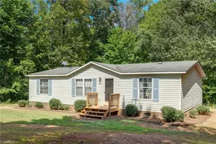 1082 Raccoon Ct, Reidsville, NC 27320 - Photo 32
