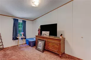 1082 Raccoon Ct, Reidsville, NC 27320 - Photo 24