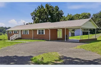 3438 E Pine Street, Mount Airy, NC 27030 - Photo 1
