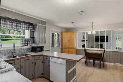 3438 E Pine Street, Mount Airy, NC 27030 - Photo 12