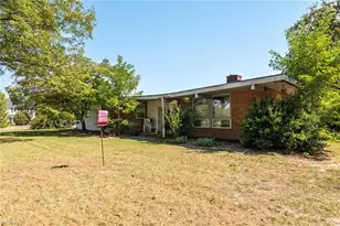 2568 2590 2600 Flat Rock Rd, Reidsville, NC 27320 - Photo 4
