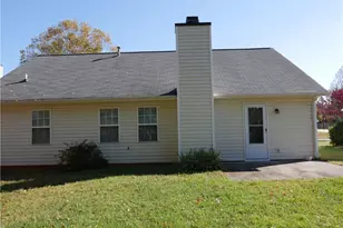 2025 Ardmore Village Ln, Winston-Salem, NC 27127 - Photo 16