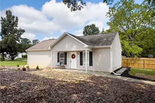 865 Ridgeview Ave, Winston-Salem, NC 27127 - Photo 1