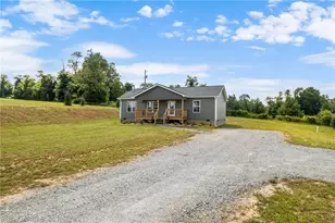 90 Millards Wy, Sparta, NC 28675 - Photo 8