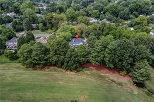 1912 Pembroke Rd, Greensboro, NC 27408 - Photo 46