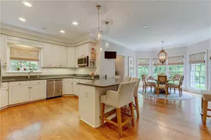 1912 Pembroke Rd, Greensboro, NC 27408 - Photo 14