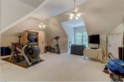 1912 Pembroke Road, Greensboro, NC 27408 - Photo 36