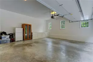 1912 Pembroke Rd, Greensboro, NC 27408 - Photo 50
