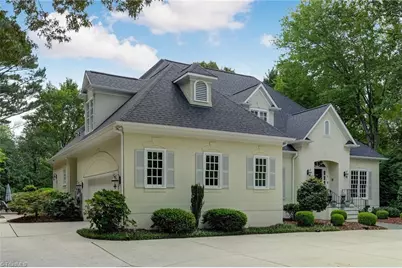 1912 Pembroke Road, Greensboro, NC 27408 - Photo 2