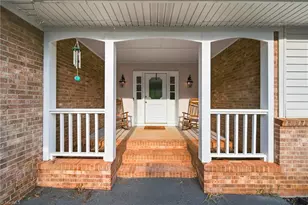 2113 Storm Canyon Rd, Winston-Salem, NC 27106 - Photo 2