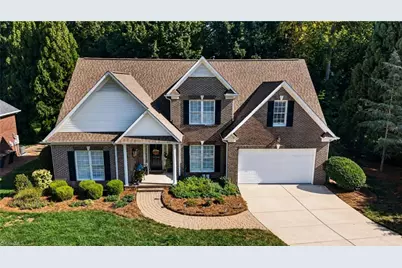 3706 Regents Park Lane, Greensboro, NC 27455 - Photo 2