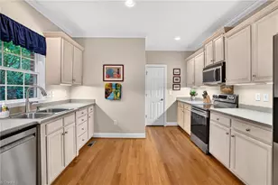 3706 Regents Park Ln, Greensboro, NC 27455 - Photo 6
