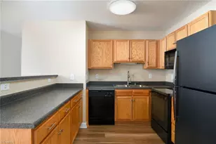 1840 Crst Holw Dr, Winston-Salem, NC 27103 - Photo 6