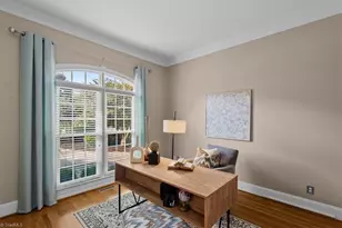 1901 Rosevilla Ln, Greensboro, NC 27455 - Photo 20