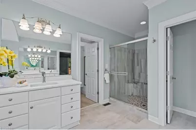 1901 Rosevilla Lane, Greensboro, NC 27455 - Photo 28