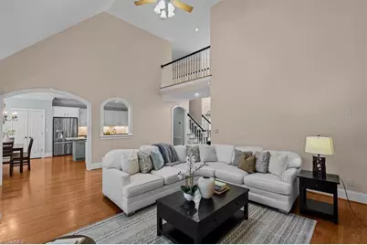 1901 Rosevilla Lane, Greensboro, NC 27455 - Photo 8