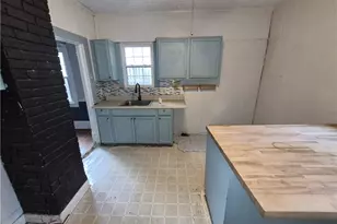 921 Center Church Rd, Eden, NC 27288 - Photo 8