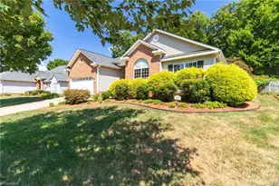 945 Wellesley Pl Dr, Lewisville, NC 27023 - Photo 2