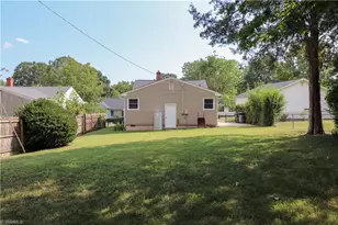 227 Albany St, Burlington, NC 27215 - Photo 36