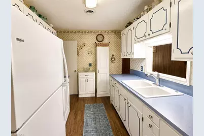 221 Stonehedge Drive, King, NC 27021 - Photo 6