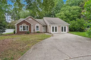 4123 Silver Fox Ct, High Point, NC 27265 - Photo 2