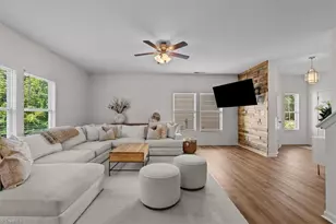 5637 David Christian Pl, Greensboro, NC 27410 - Photo 6