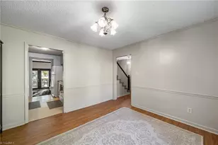 1185 Lamont Dr, Winston-Salem, NC 27103 - Photo 10