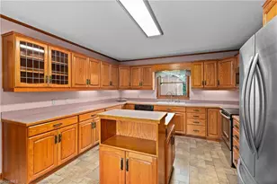 2140 Sallies Ln, Winston-Salem, NC 27106 - Photo 12
