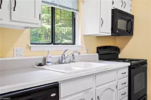 128 Cedar Lake Trail, Winston-Salem, NC 27104 - Photo 14
